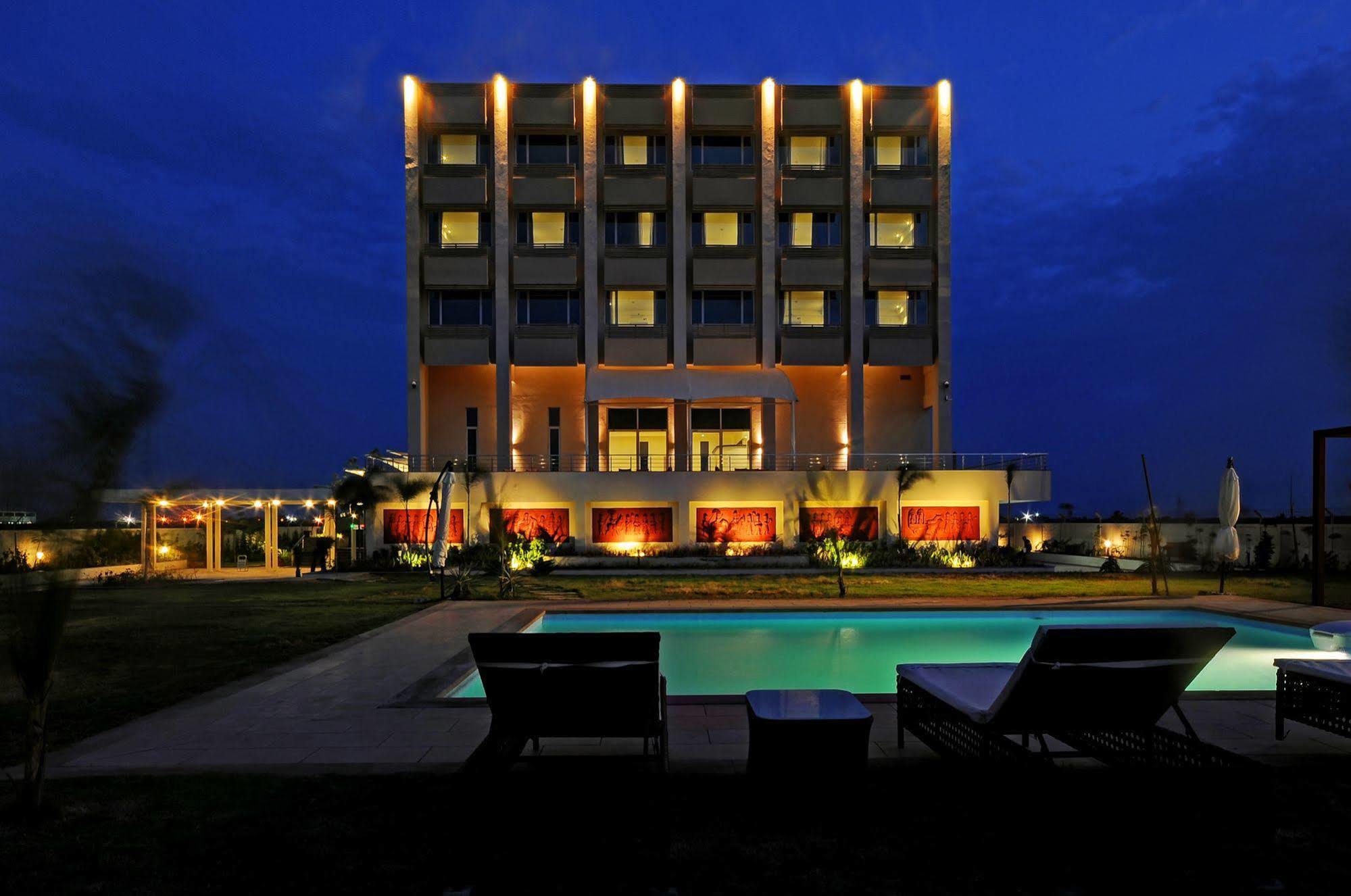 Regenta Central Hestia Dahej, Bhensali Dış mekan fotoğraf